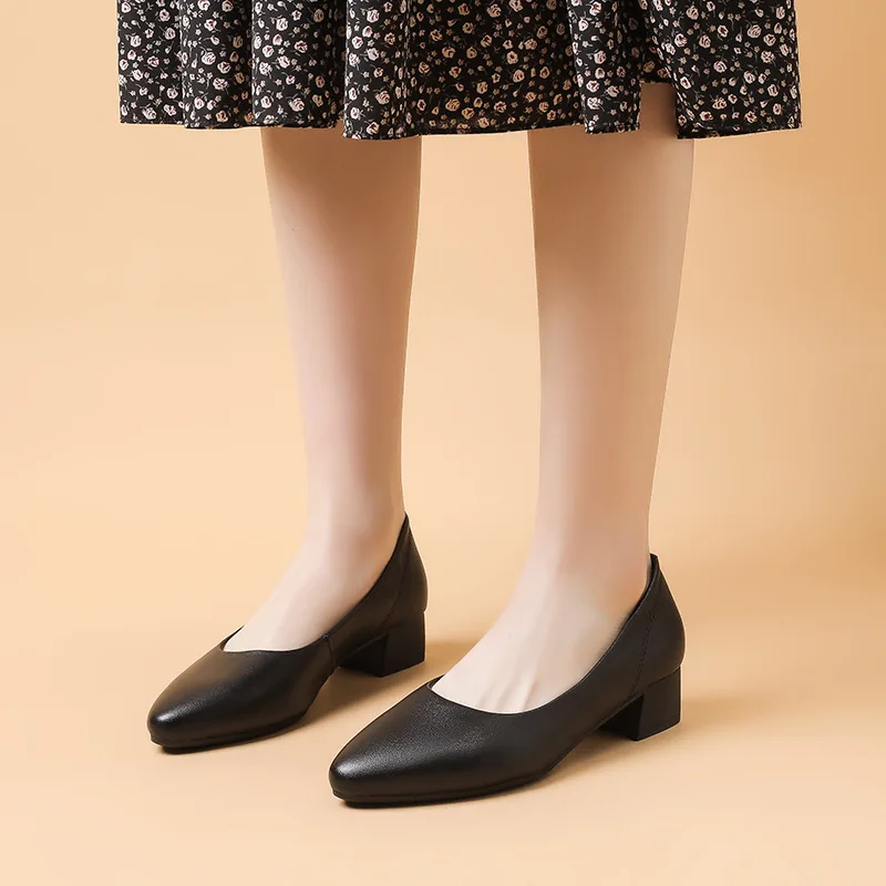

B934 genuine leather work shoes women's pointed toe spring black workwear single shoes thick heel high heel professional leather