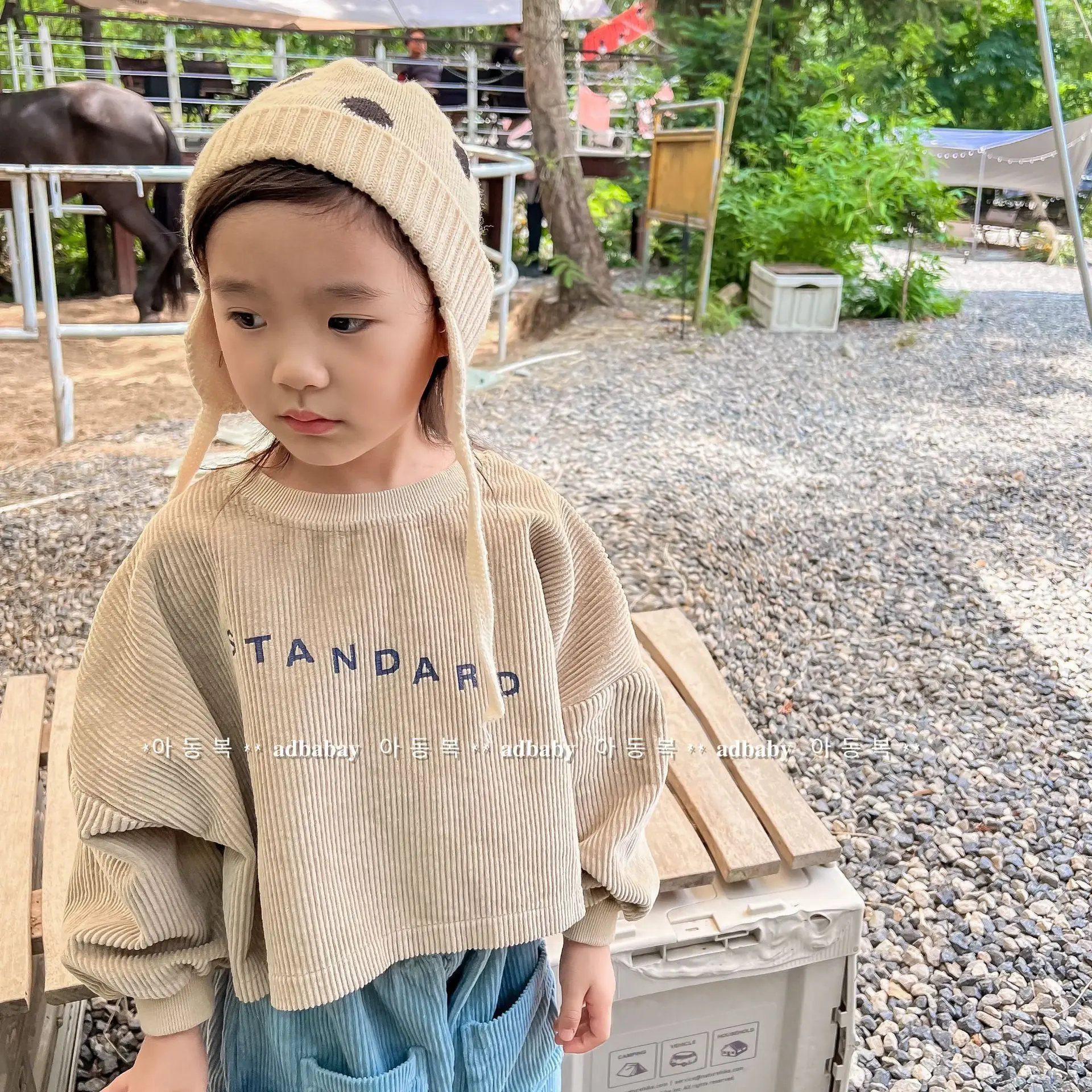 

2022 New Children Corduroy Sweatshirt Autumn Baby Long Sleeve T Shirts Fashion Boys Girls Letter Print Sweatshirt Kids Shirts