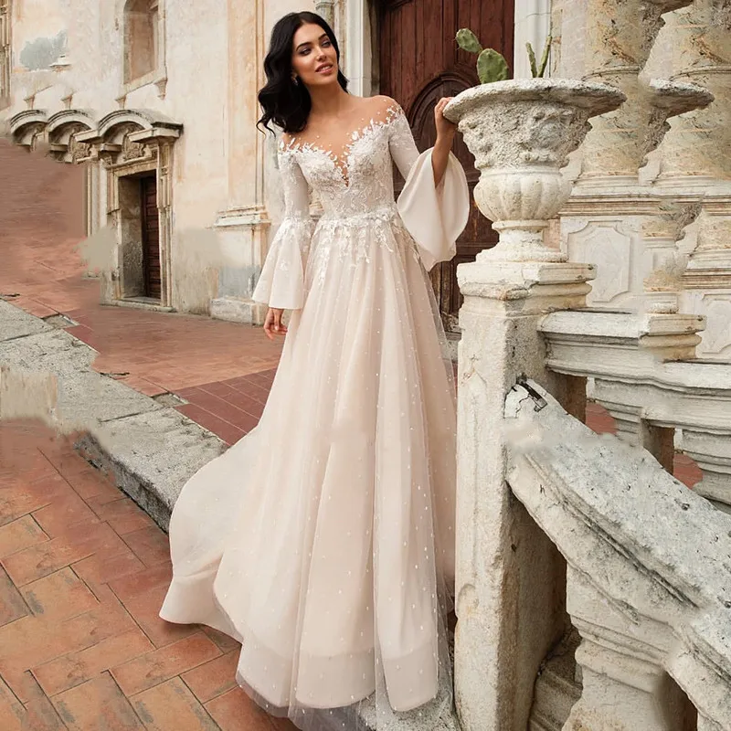 

Elegant white lace 2022v collar wedding dress white dot champagne long sleeve court training line bridal dress country style bea