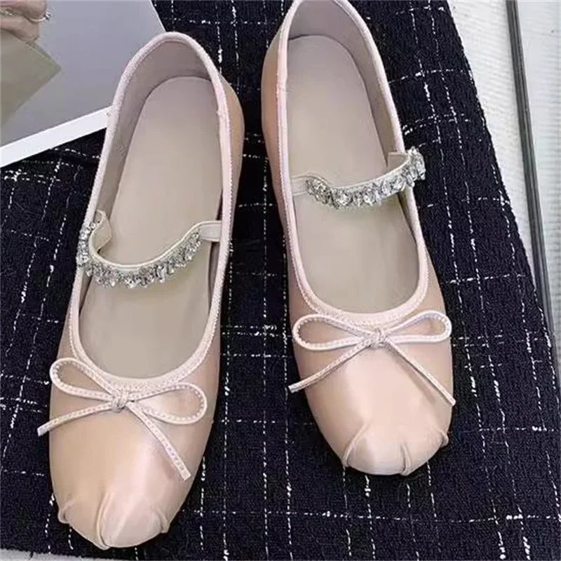 Туфли женские на цепочке с кристаллами квадратный носок узлом-бабочкой