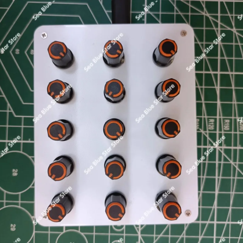 Фото Контроллер MIDI с 15 настраиваемыми ручками, USB-C интерфейсом, поддержкой CC-сигналов, регулировкой громкости и программным обеспечением для музыкального хостинга №4