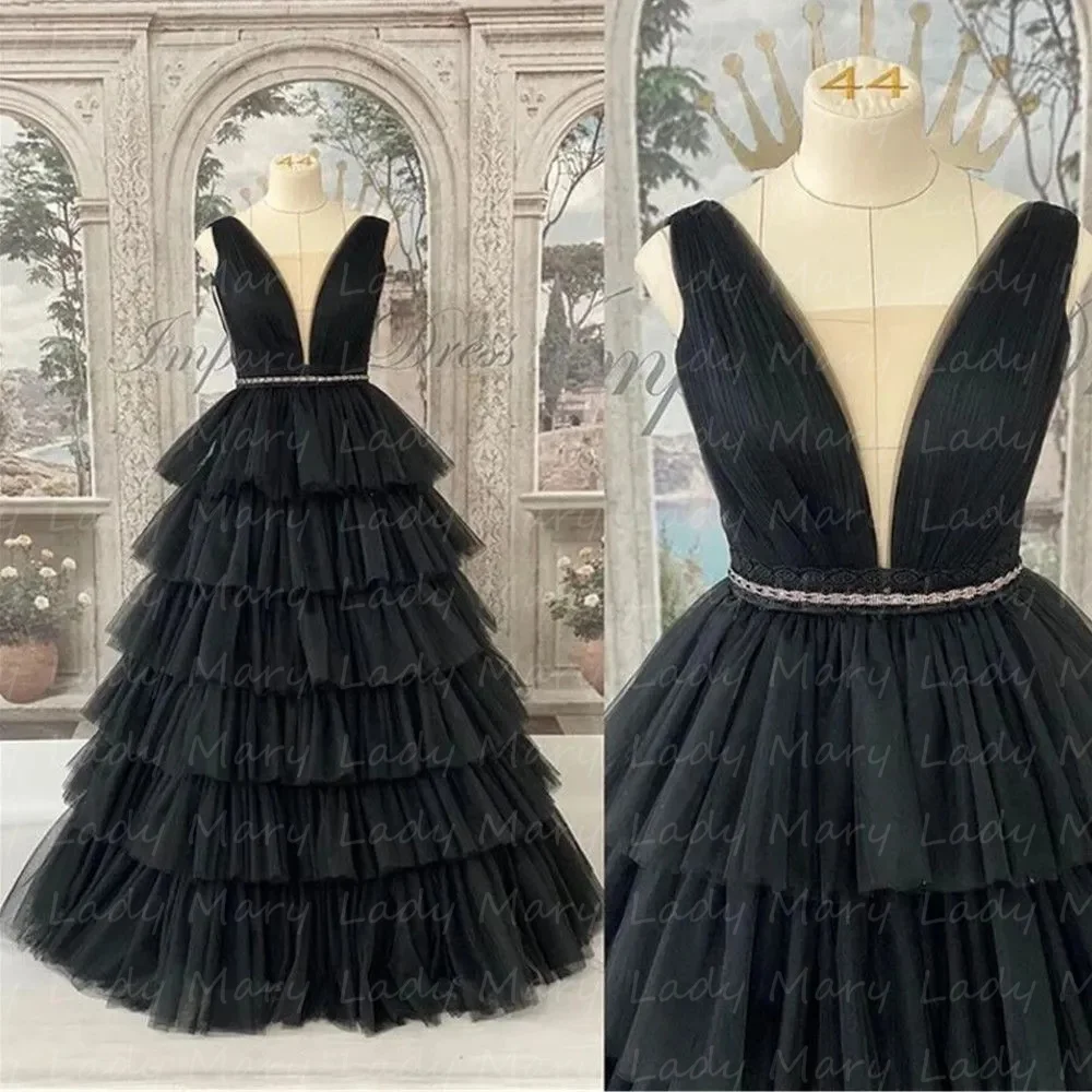 

New Black Gothic Wedding Dresses V Neck Layers Skirt Stunning Bridal Gowns Dee V Neck Formal Occasion Evening Wear vestido de n
