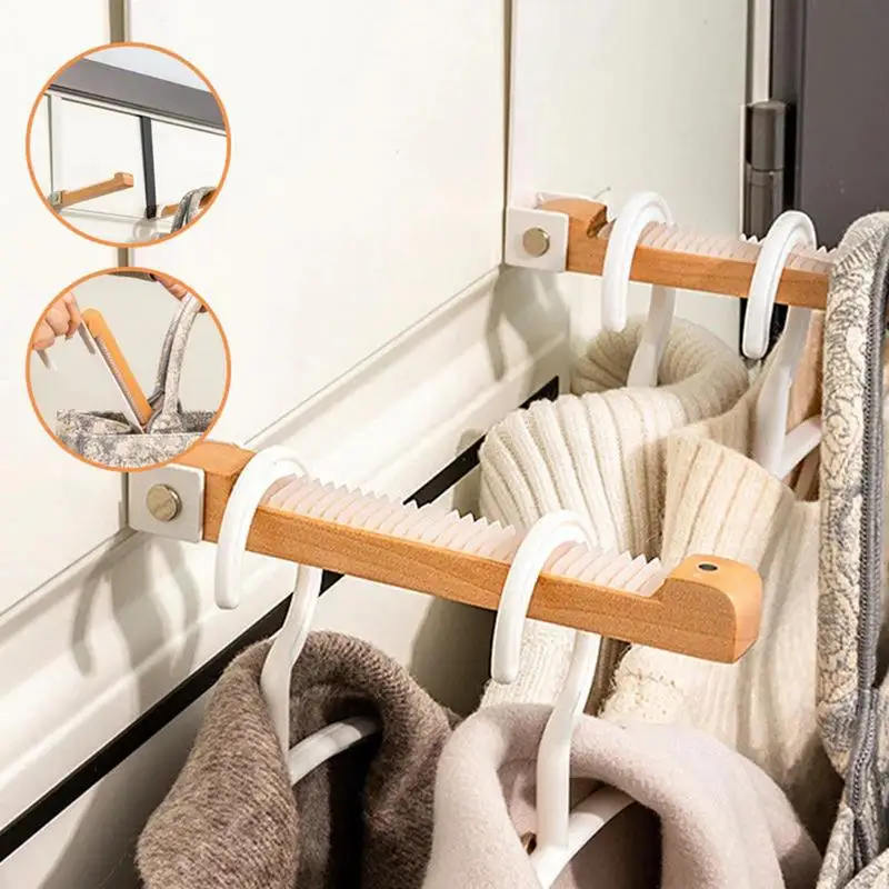 Рисунок 4 - Крючки на двери, крючок на заднюю