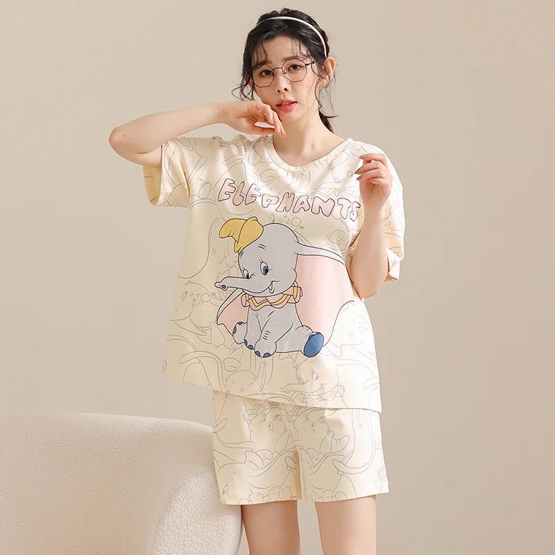 

Женский летний костюм с коротким рукавом и шортами