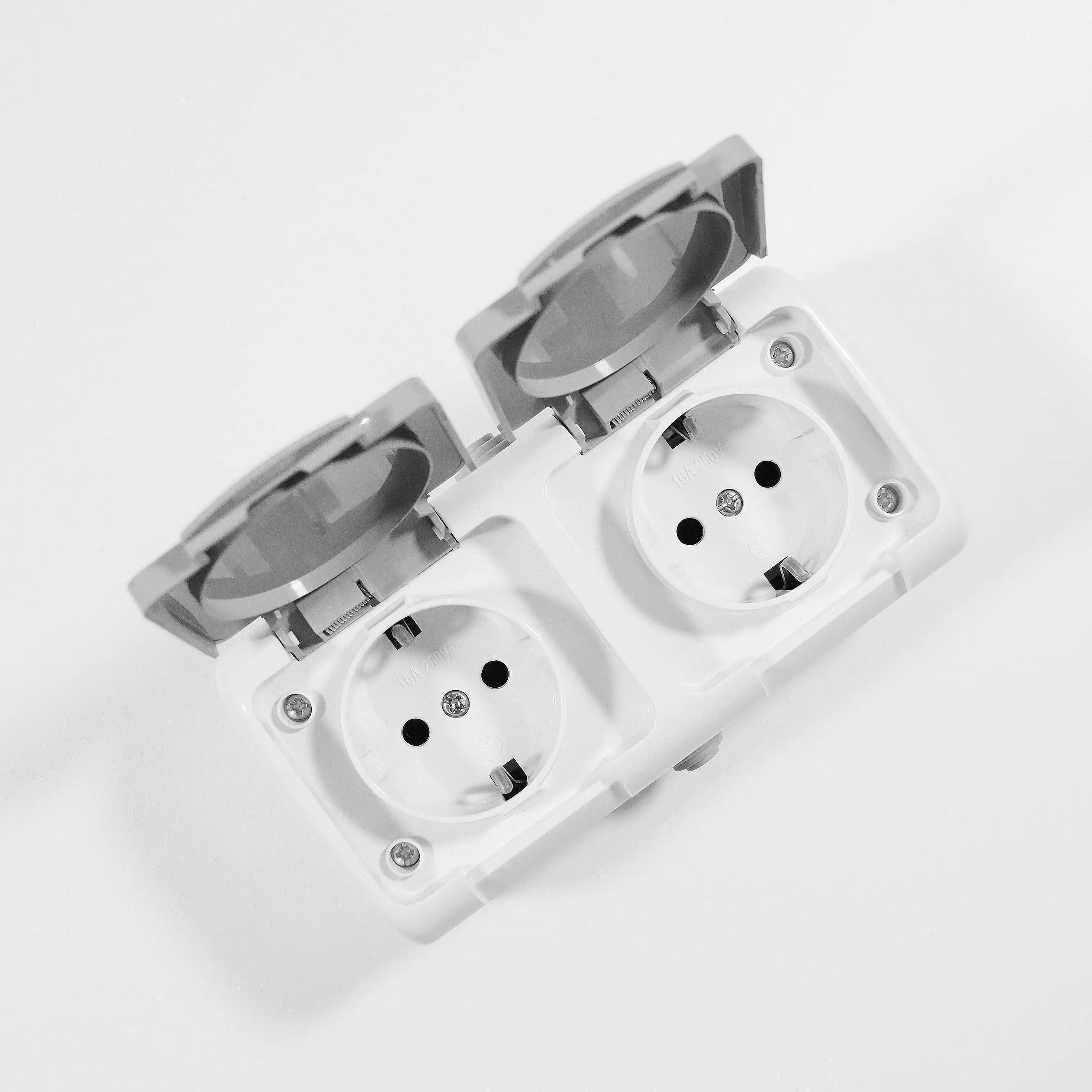 

1 шт., настенная розетка с водонепроницаемой крышкой