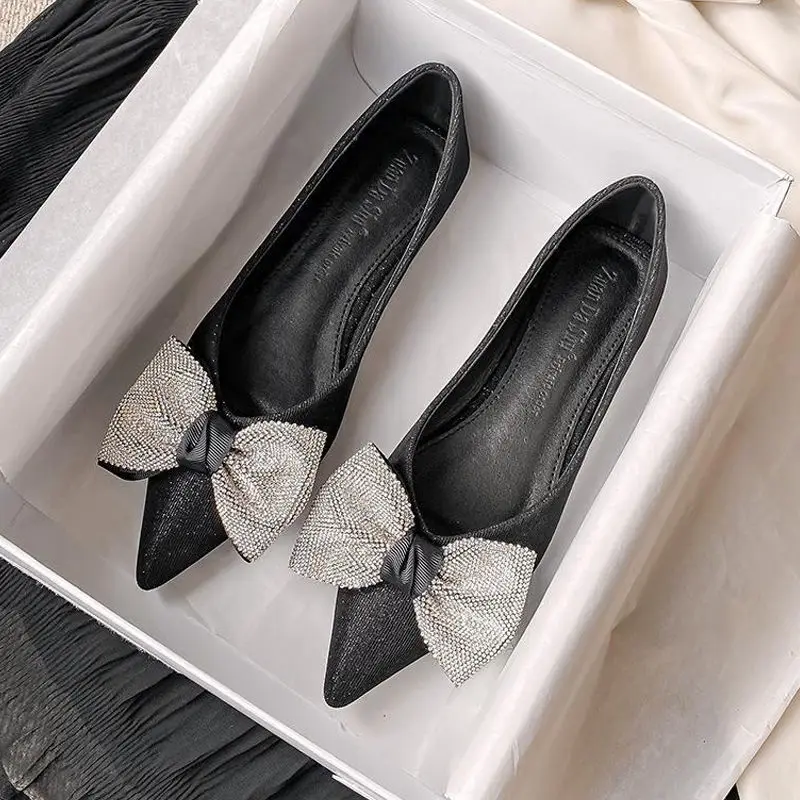 

Pointed Flat Shoes 2022 Spring and Autumn New Soft-soled Shallow Ladybugs Four Seasons Shoes Bow Plus Size Women's Shoes