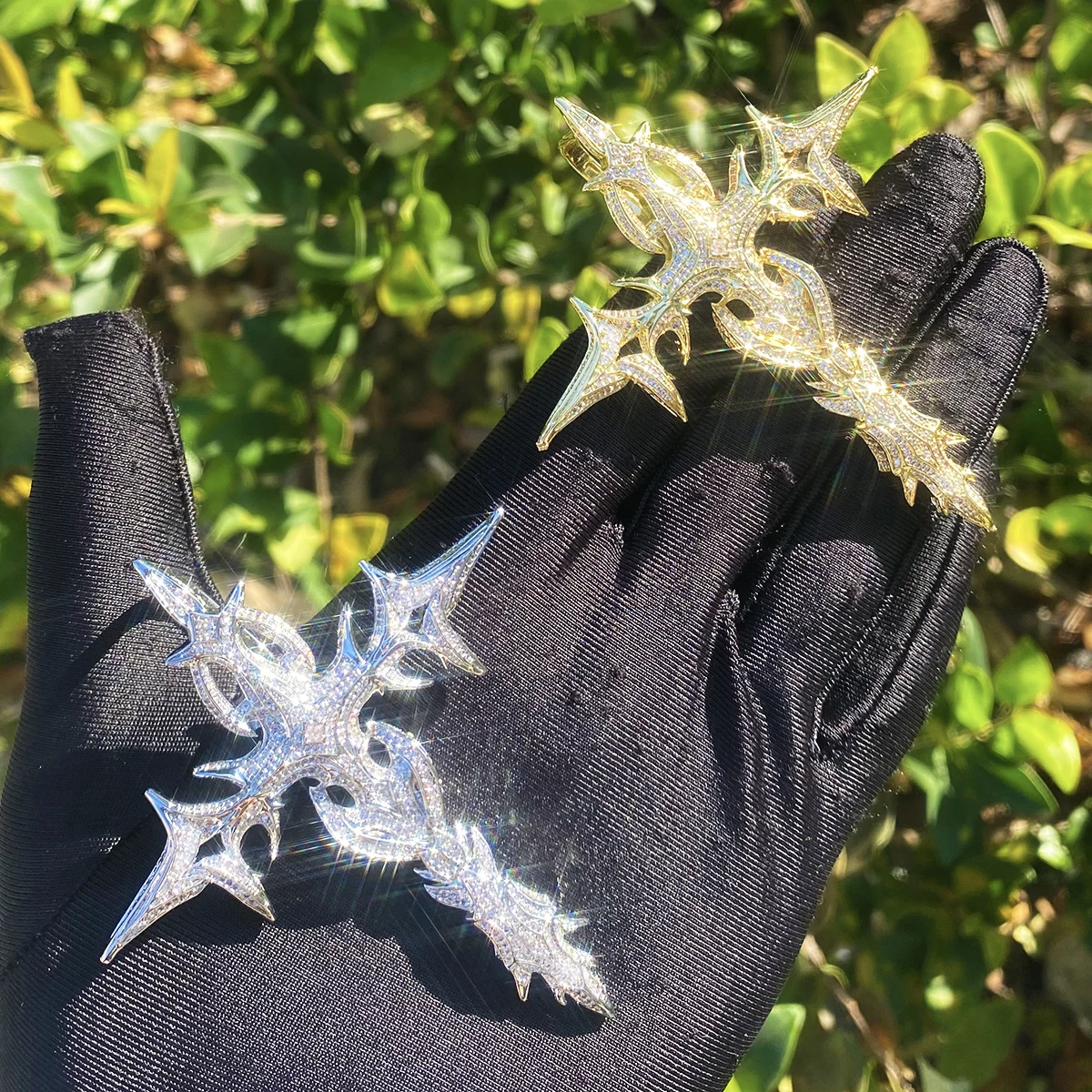 Фото Кулон-крест Aokaishen Iced Out Hero для мужчин, позолоченный, в стиле хип-хоп, ювелирное украшение №5