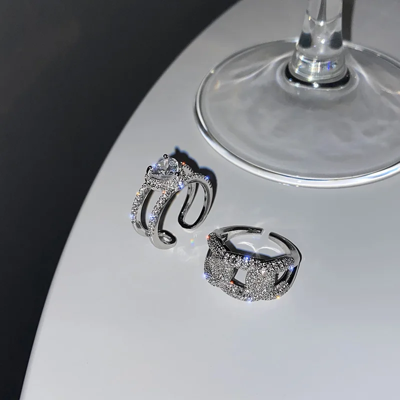 

YADELAI Love Ring Ladies Fashion Opening Light Luxury Design Temperament Net Red Men and Women Niche Index Finger Ring Jewelry