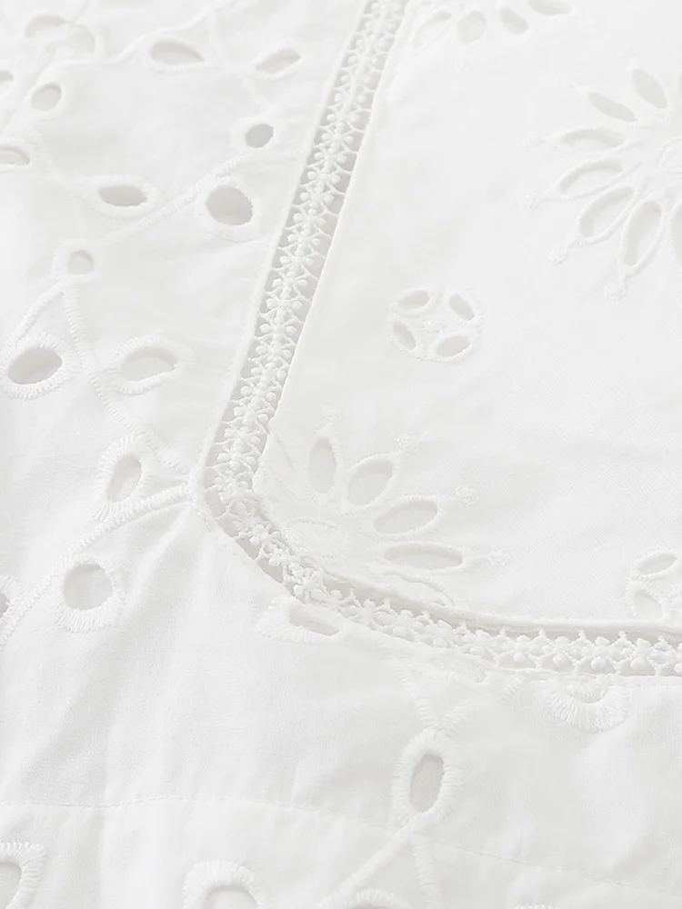 PAILETE Women 2023 fashion side patch pockets cutwork embroidery shorts vintage high waist side zipper female short pants mujer