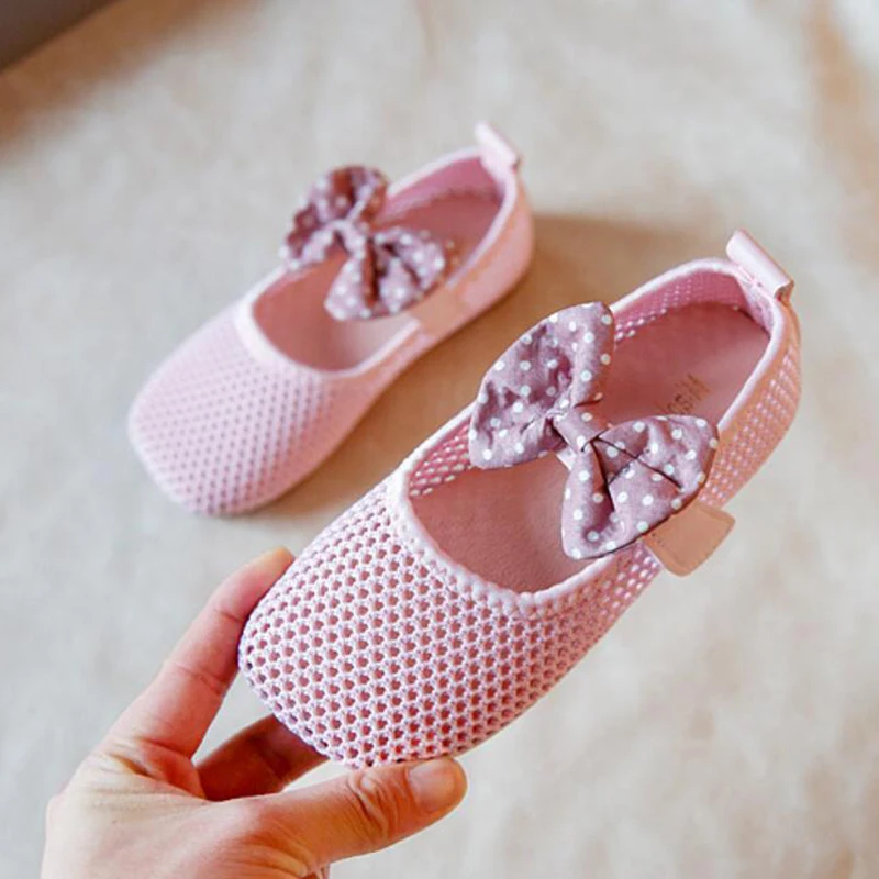 

Children Casual Single Shoes For Toddler Baby Girls Hollow Wave Knitted Mesh Breathable all-match Princess Dress Shoes New 2022