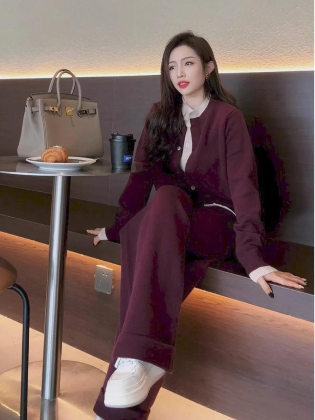 Модная женская одежда больших размеров осенне-зимний новый простой комплект Sle