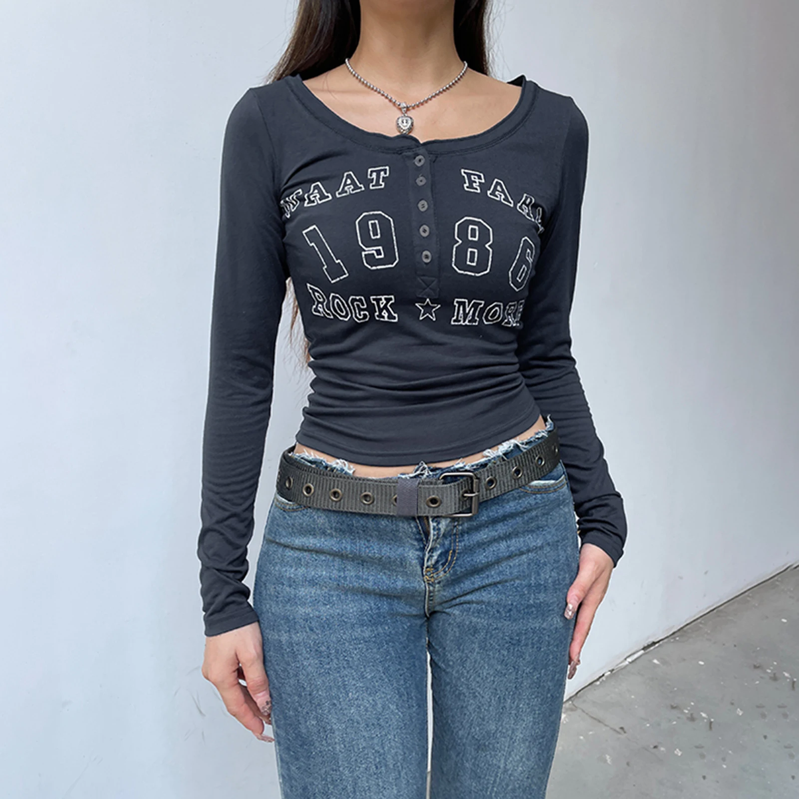 

Women Spicy Girl Half Breasted Top V Neck Casual Tunic Top Letter Printed Top Vintage Style Slim Fit Patchwork Daily Outfit