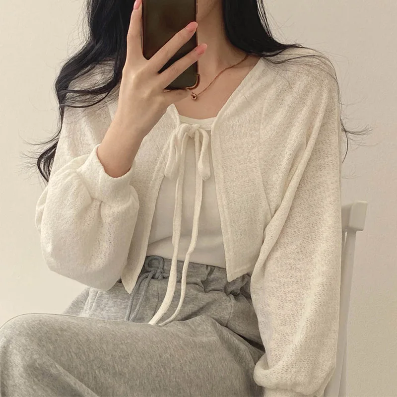 Белый вязаный кардиган женский летний тонкий солнцезащитный трикотажный топ на