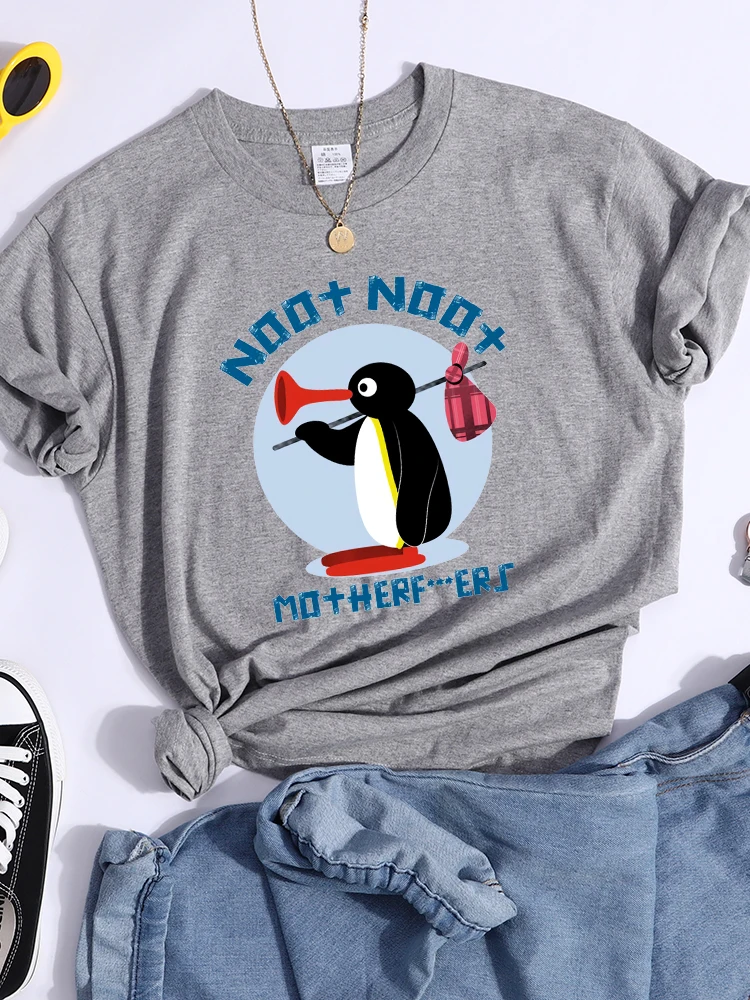 

Antarctic Penguin Kawaii Running Away From Home Women'S T Shirts Fashion Hip Hop T-Shirt Sport Cool Clothes Summer Brand Tshirt