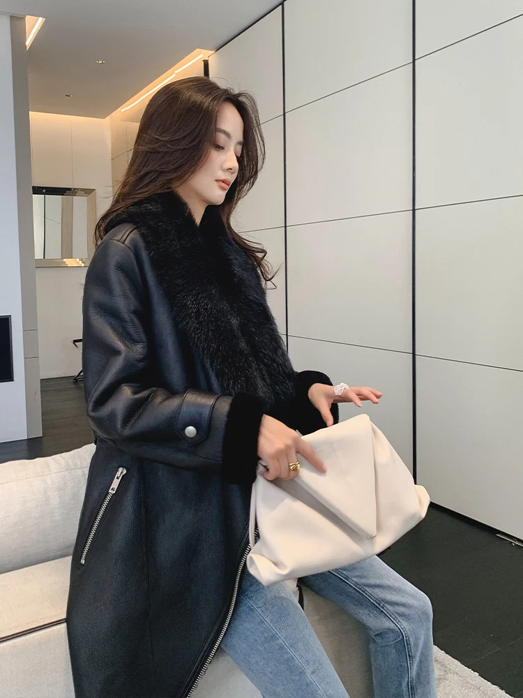 2022 New Winter Jacket Women Double Sided Fur Wool Turndown Collar Warm Merino Sheepskin Outerwear Natural Real Fur Coat