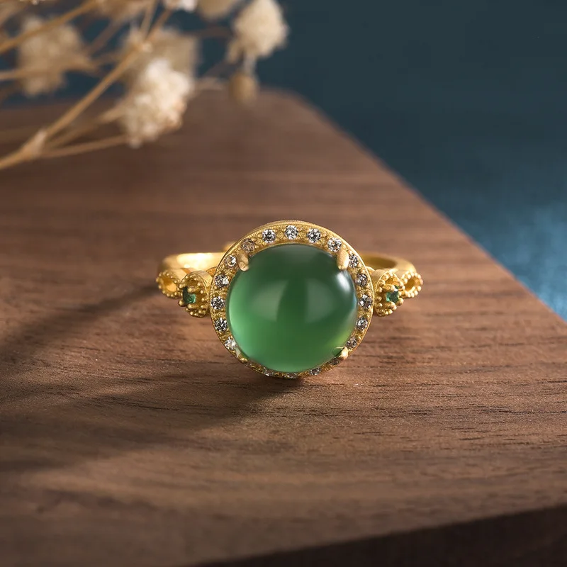 

Antique Design Gold Women Ring Chinoiserie Inlaid Emerald Chalcedony Beads White Zircon Opening Adjustable Rings Finger Jewelry