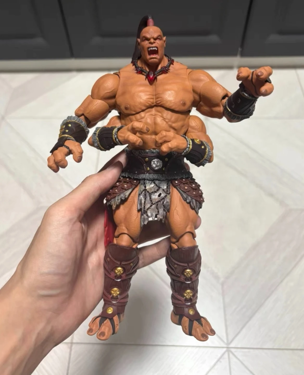 Фото Оригинальные фигурки Storm Toys 1/12 Mortal Kombat X Goro с тремя головами, аниме-фигурки в стиле Hot Blood, модель игрушки, подарок для мальчиков №5