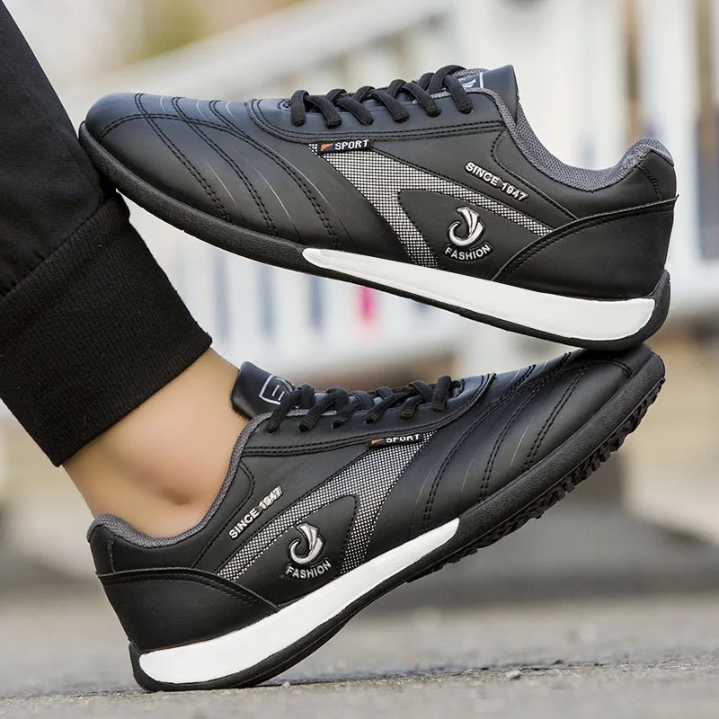 

Men Leather Casual Shoes Outdoor Vulcanize Shoes for Men Non-slip Male Loafers Tenis Masculino 2021 Fashion Designer Sneakers