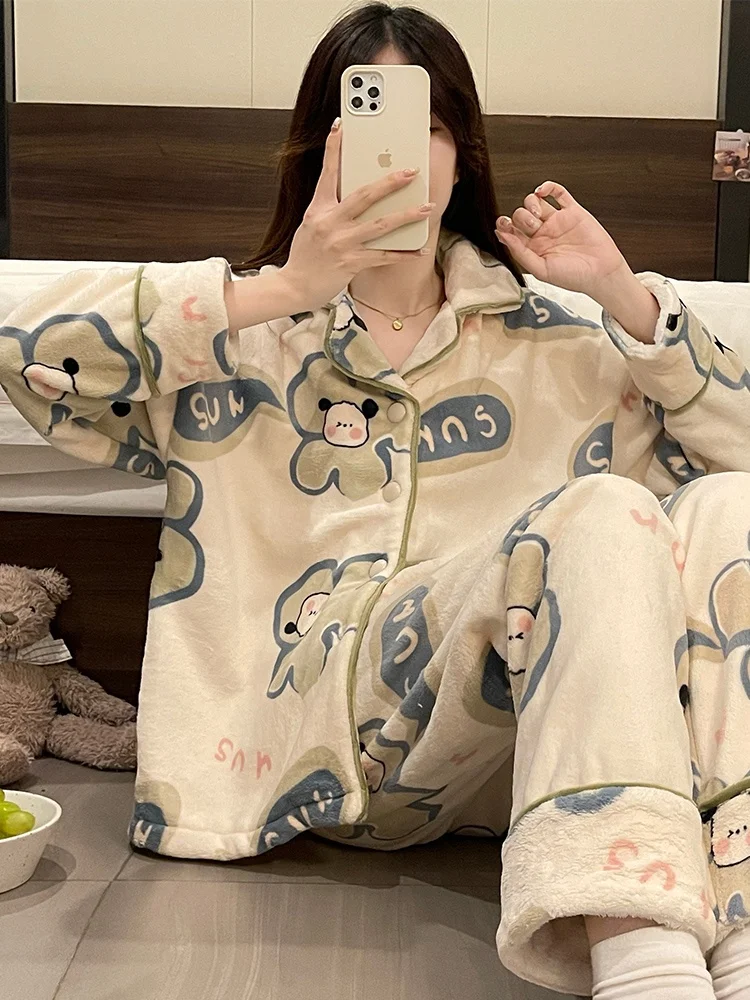 Женские пижамы на весну и осень-зиму утепленный коралловый флис новинка 2024 милый