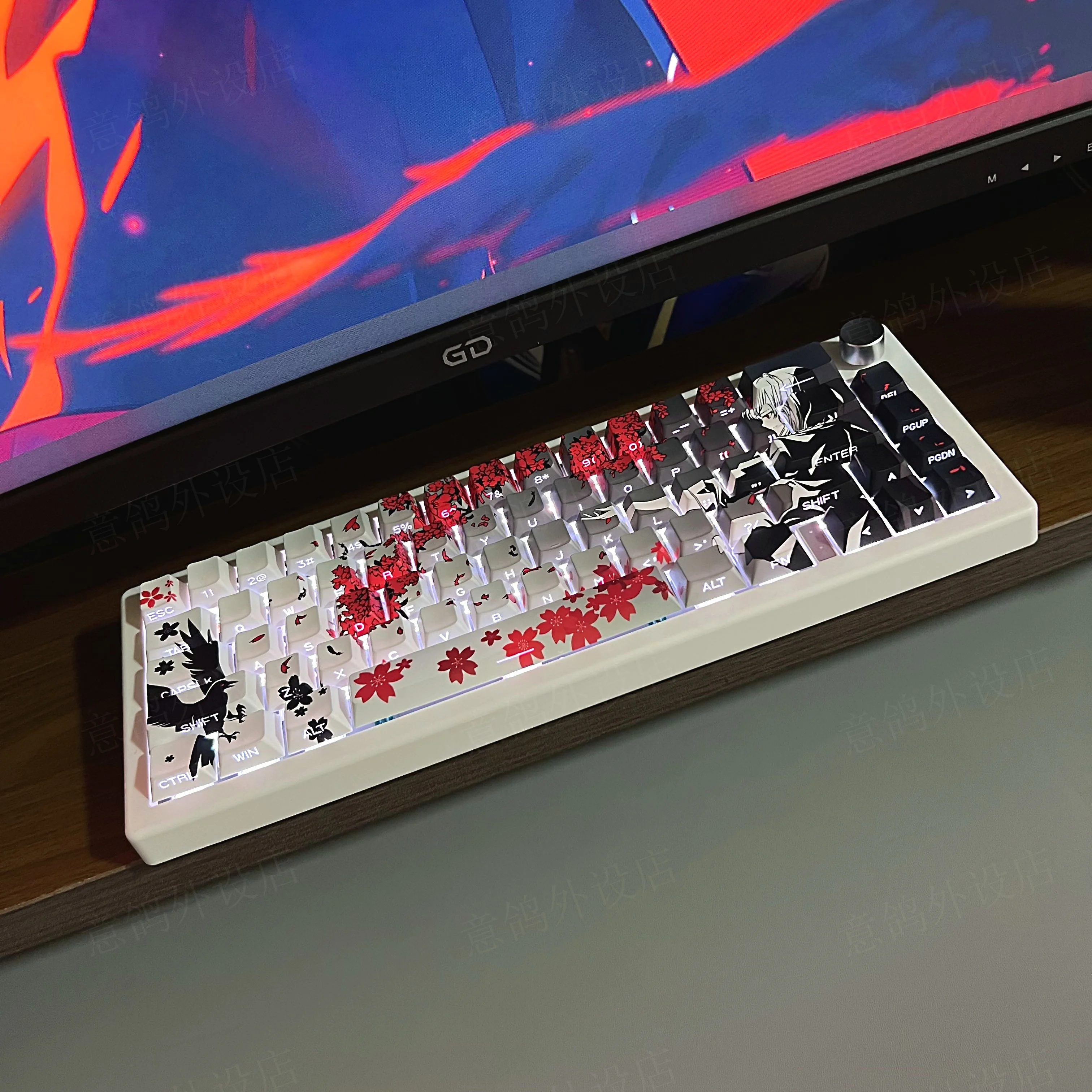 Полупрозрачный колпачок для клавиш SakuraRaven с боковой гравировкой из ПБТ