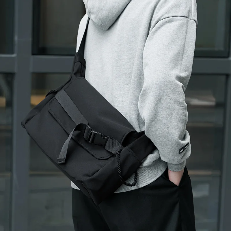

Multi Pocket Black Oxford Unisex 2023 Cross Bag Fashion Waterproof Shoulder Bag Button Personalized Decorative Sling Bag