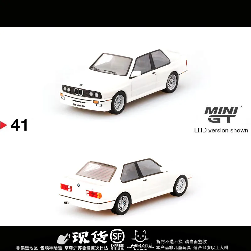 

Модель автомобиля из белого сплава minigt US version 1/64 BMW M3