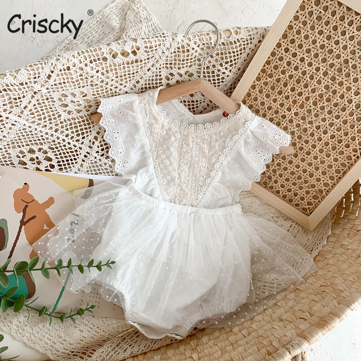 

Criscky Fashion Baby Girls Romper Cotton Sleeveless Ruffles Baby Rompers Infant Playsuit Jumpsuits Cute Newborn Clothes