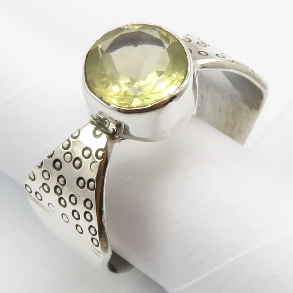 

Classic Style Ring Face Width 8mm