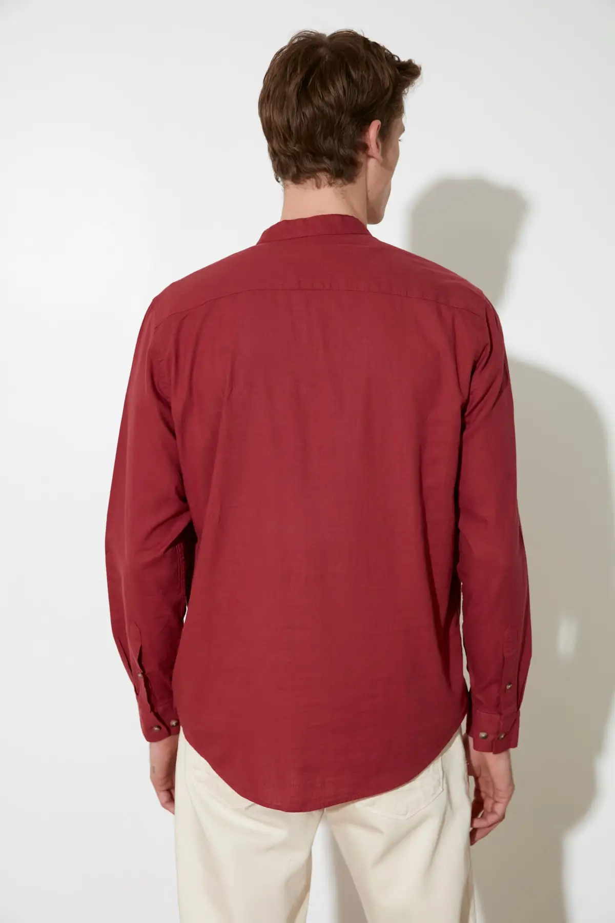 

Trendyol Men 'S Regular Fit Double Pockets Crew Neck Shirt TMNSS21GO0109