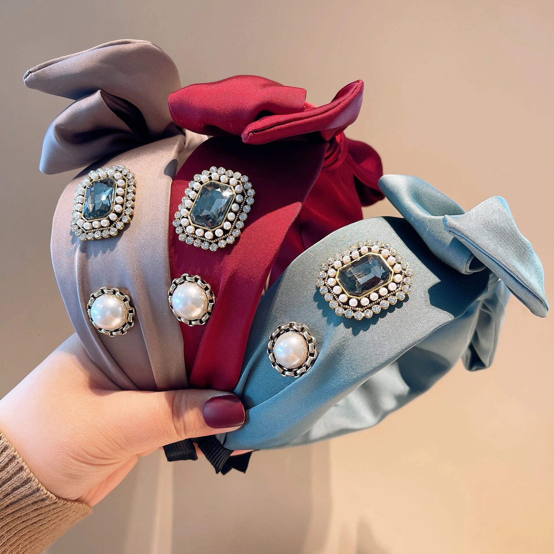 

Vintage Rhinestone Zircon Silk Bow Premium Hair Clip Headband