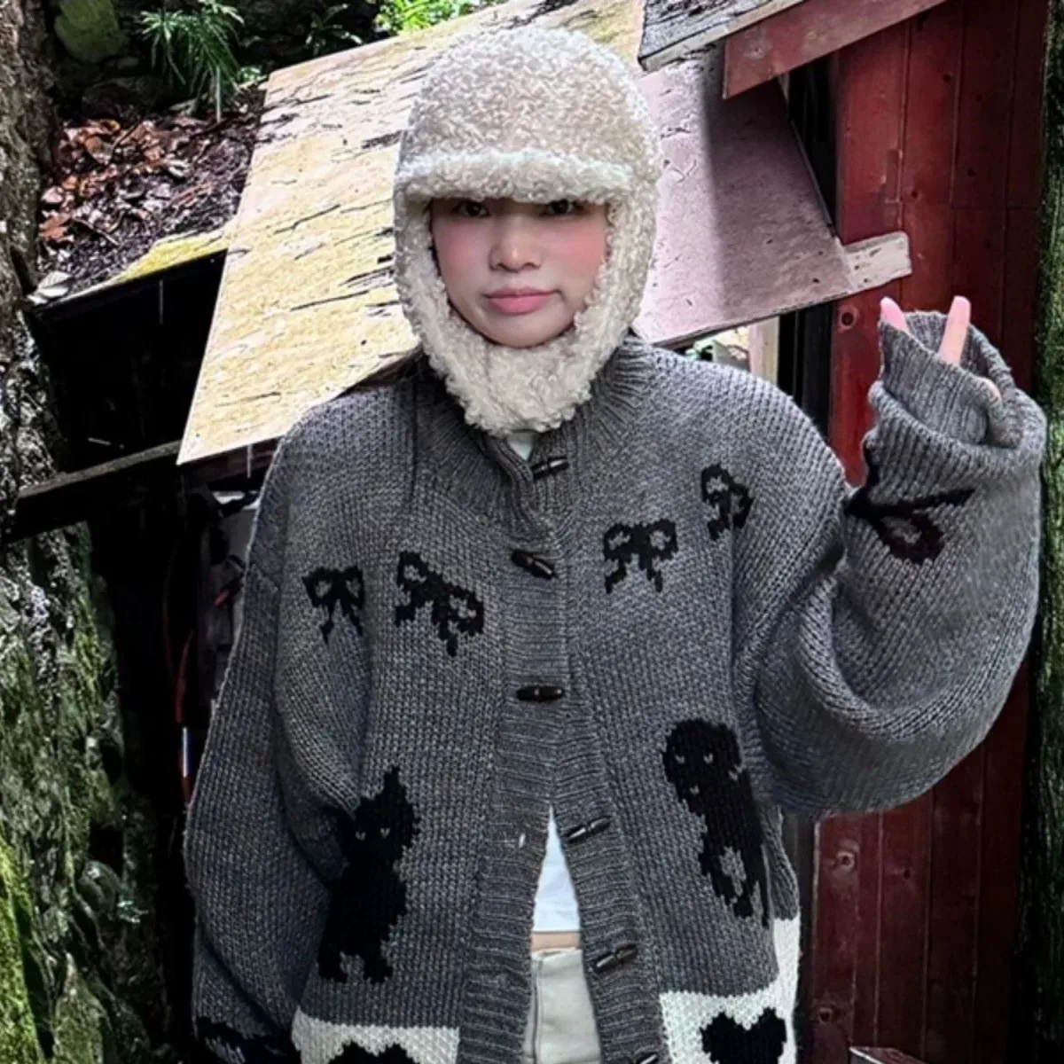 Русская шапка-ушанка корейская однотонная женская зимняя шапка уличная вязаная