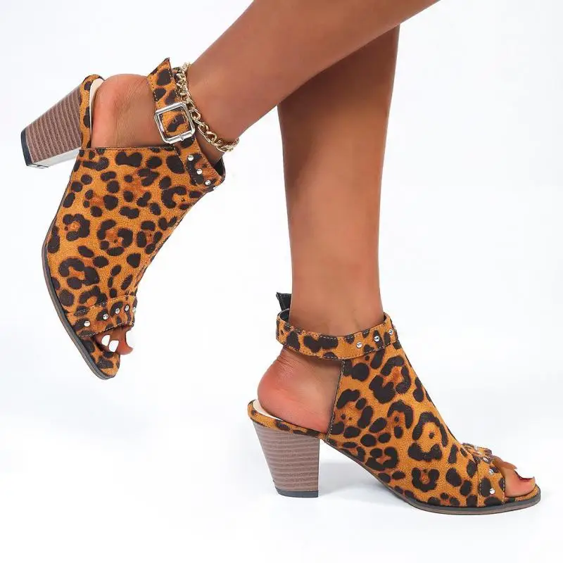 Ladies Sandals 2022 Summer Fashion Gladiator Square Heels High Heels Buckle Strap Women Solid Color Sandals Plus Size 35-43