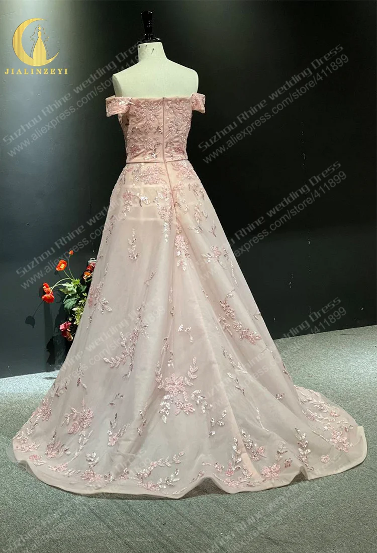 Рисунок 6 - 3201 Zuhair Murad с открытыми плечами
