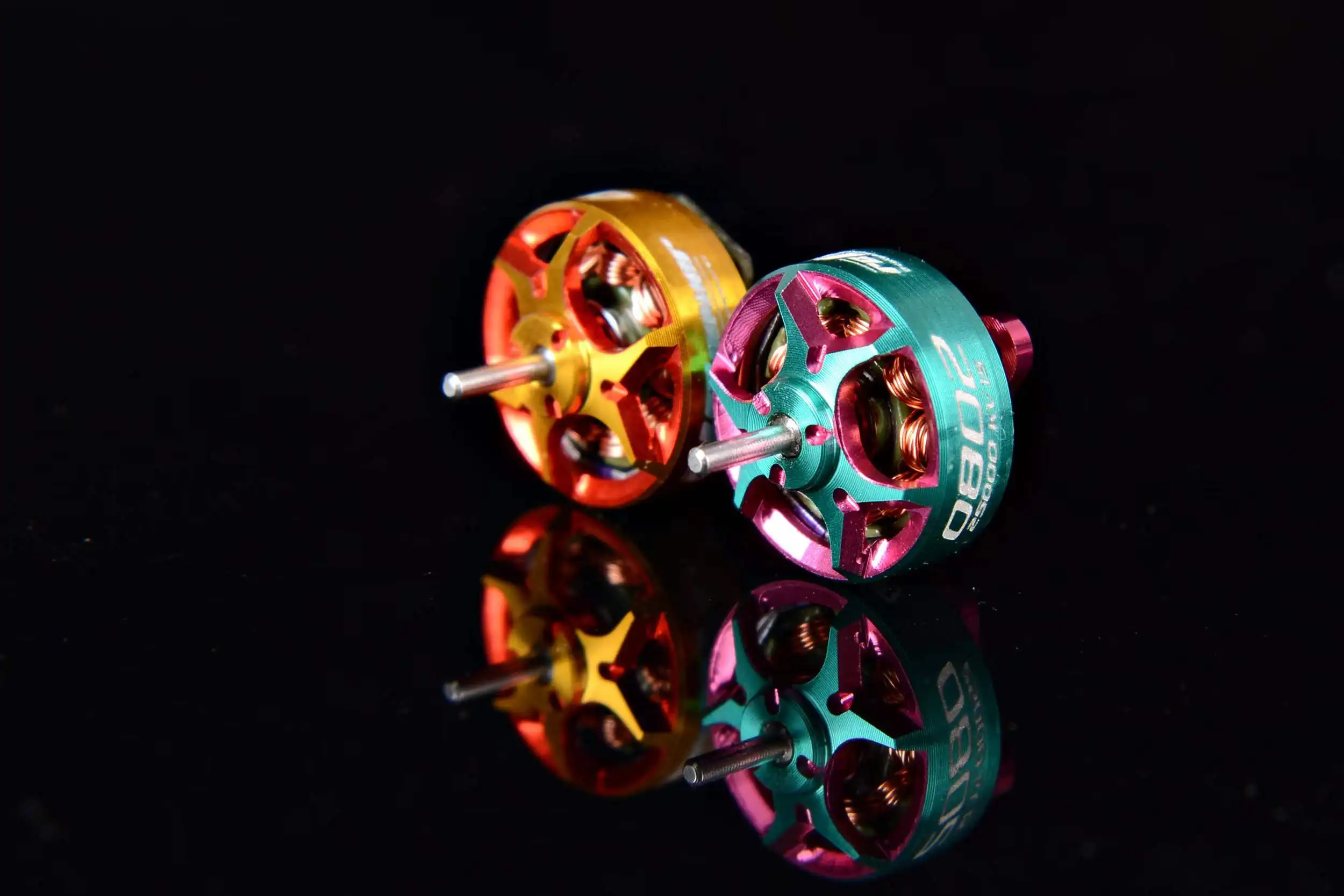 Мотор RCINPOWER GTS V3 0802 для дронов FPV Freestyle