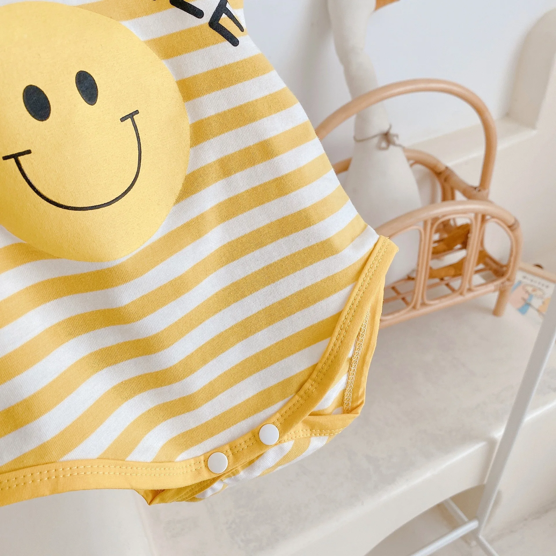 Летний детский комбинезон хлопковые забавные подтяжки со смайликом детское боди