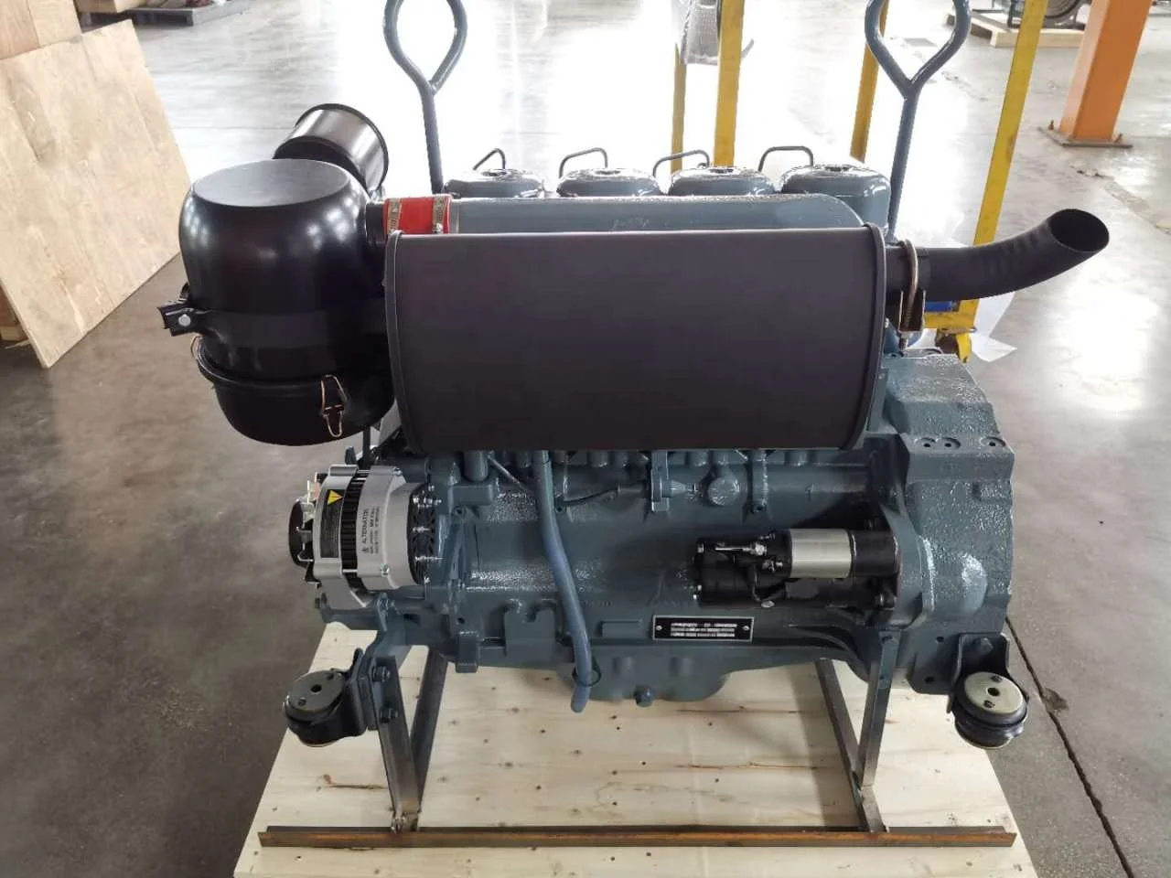 Дизельный двигатель Deutz F4L913 80 л.с.