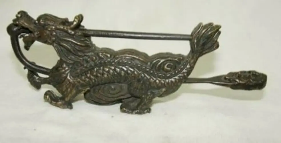 

Rare chinese old style bronze Dragon lock and key