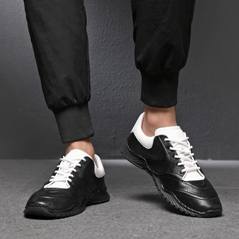 Fashion Men's Golf Shoes Outdoor Comfort Golf Shoes Men's Studless Walking Sneakers Men's White Black Golf Shoes