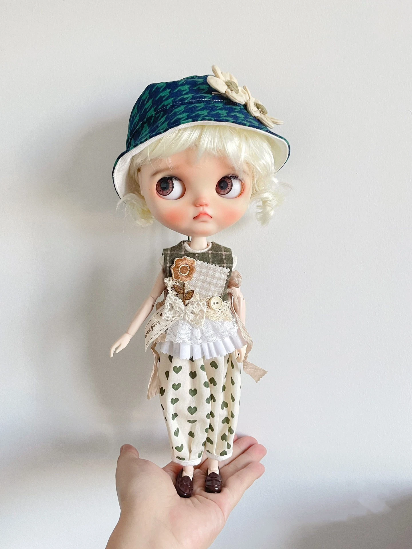 

BJD Blythe dress Clothes green series clothes Skirt with hat 1/6 30cm Dolls (Fit for Pullip,Ob24, ob22、Licca)