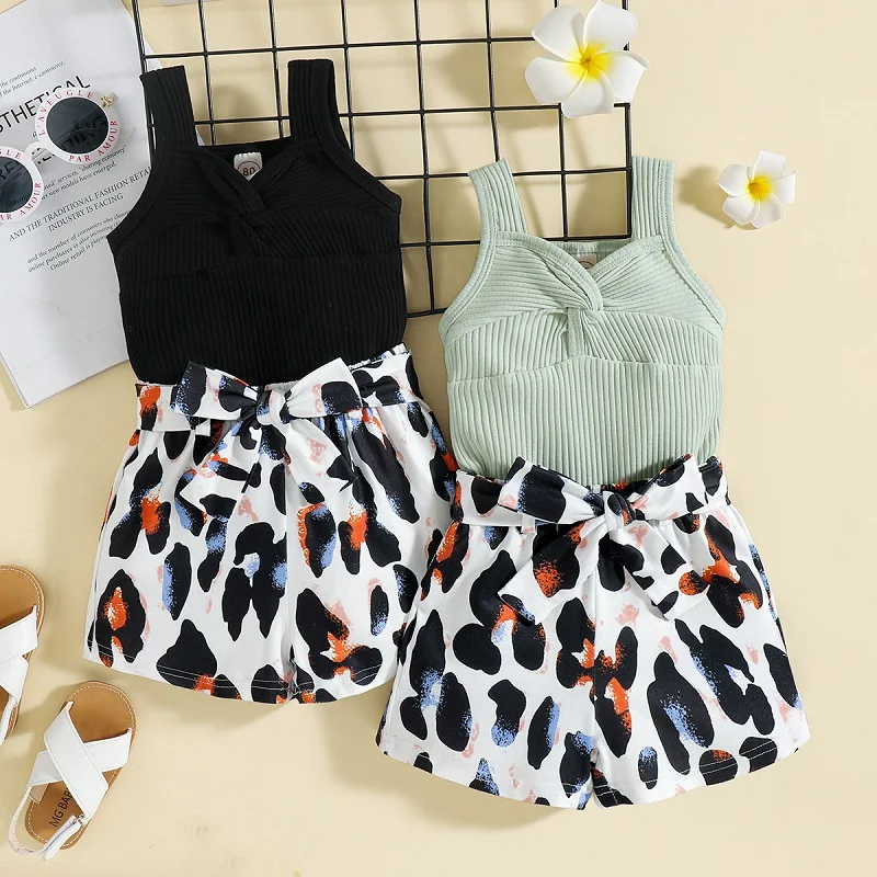 

0-5-year-old girl's knitted suspender V-neck coat leopard Shorts Set New summer fashion girl's outdoor leisure belt set