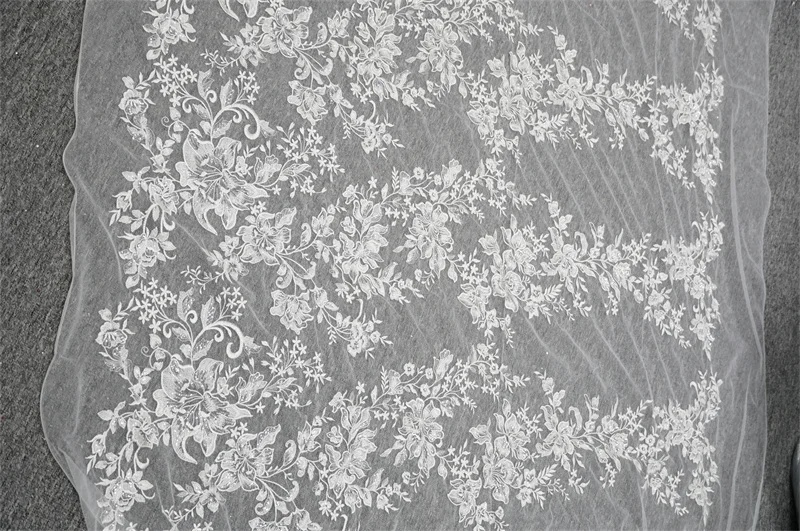 Кружевная ткань 1 ярд цвета слоновой кости с блестками и лепестками сетчатая