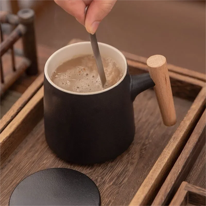 

360ml Retro Frosted Wooden Handle Ceramic Mug with Lid Creative Drinkware Coffee Tea Milk Cups Office Home Couple Drinkware
