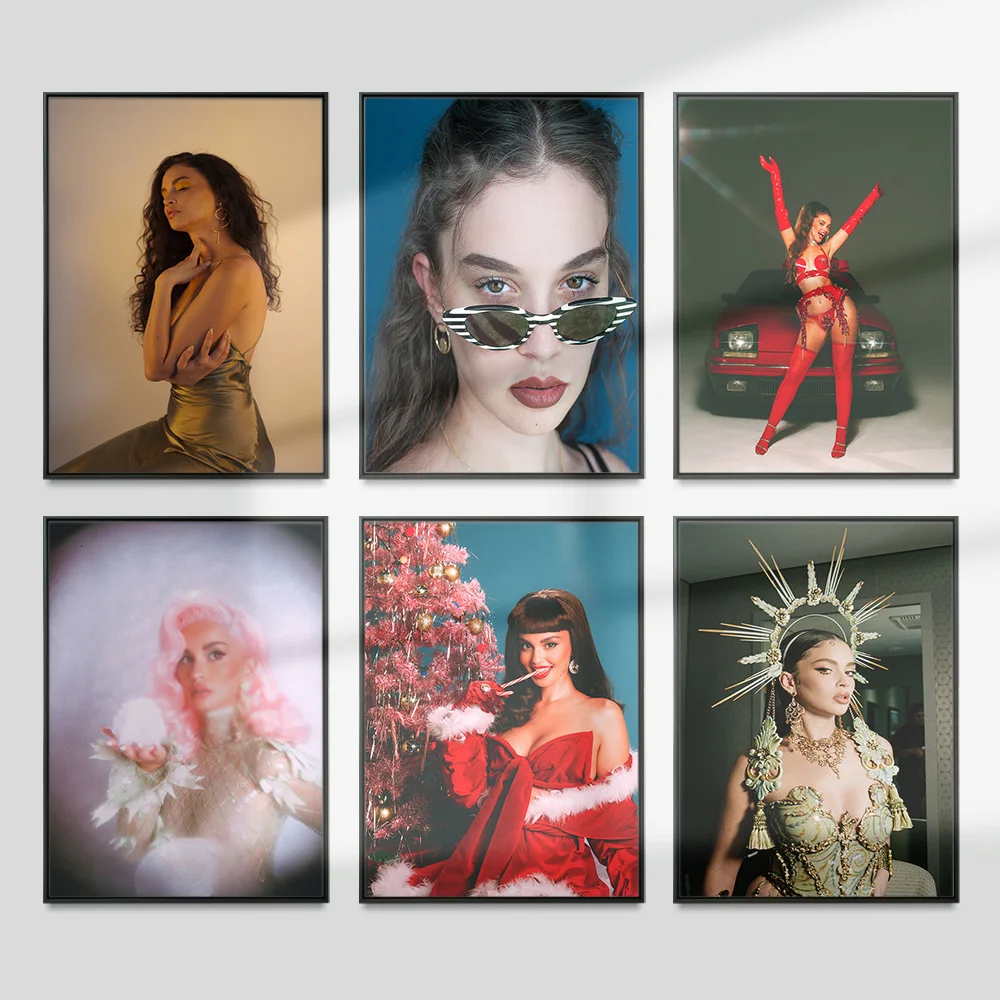 

Sabrina Claudio Poster Popular Singer Music Wall Picture Sexy Star Canvas Painting Fashion Photo Print Art Bedroom Home Decor