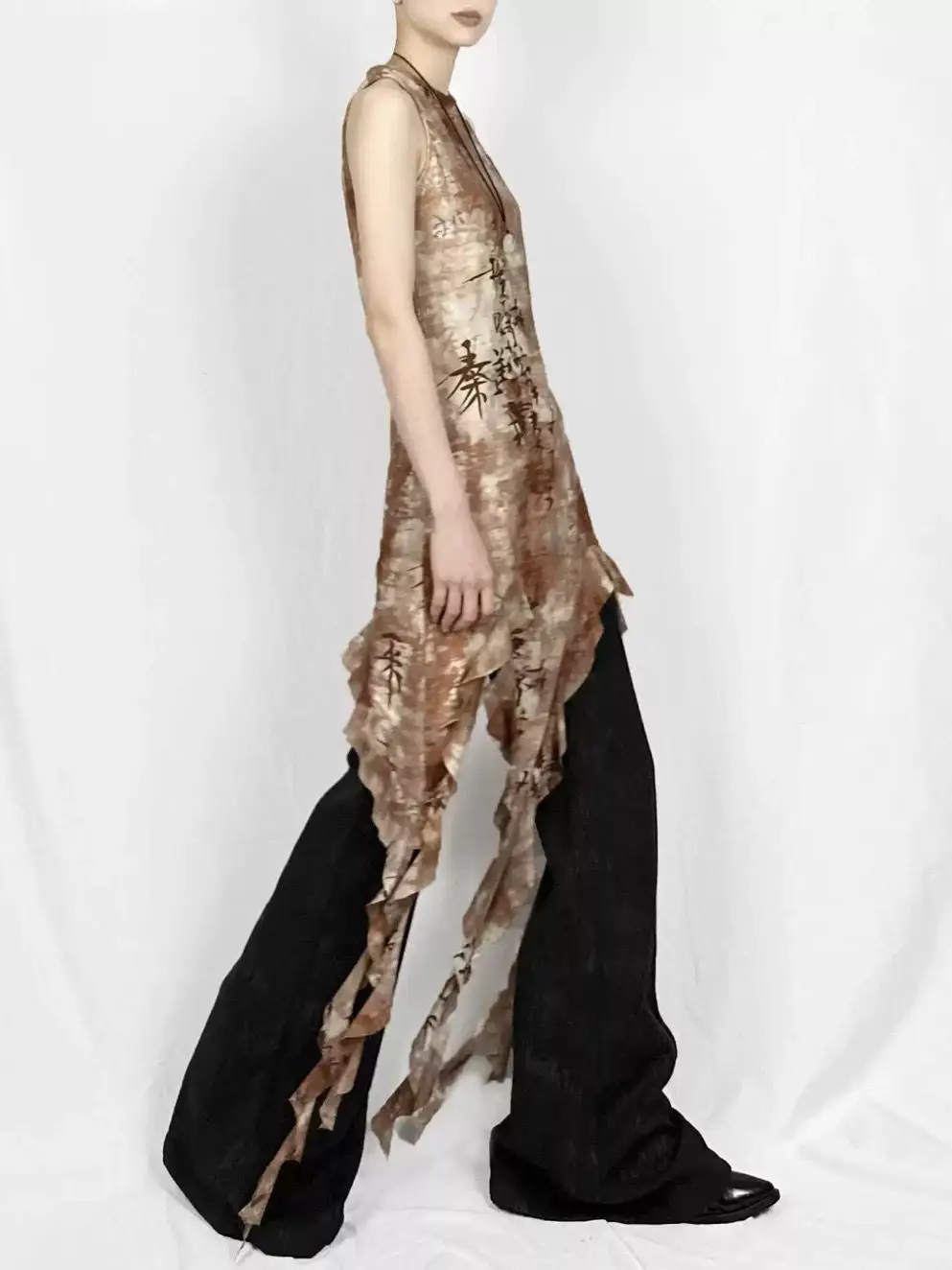 Майка с надписью Tie Dye винтажный облегающий жилет без рукавов ассиметричная