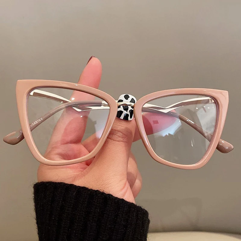 

Unique Anti-blue Light Cat Eye Eyeglasses For Women New Fashion Alloy Bend Leg Computer Glasses Frame Female Elegant Shades
