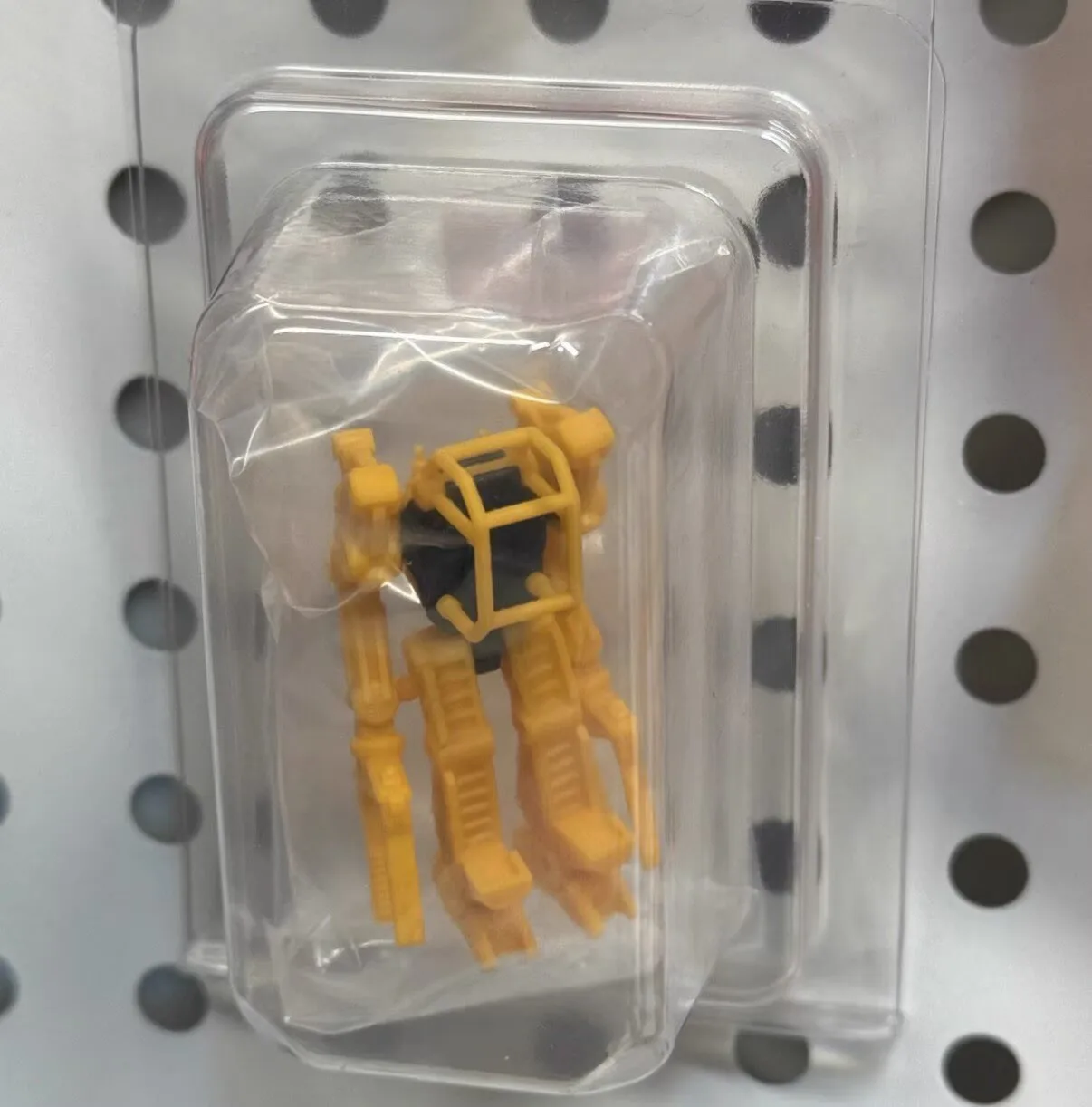 Набор деталей для ангаров Diaclone 160: Большая консоль для боевого компьютера, Малый блок управления, Сиденье для кабины Diaclone Headmaster (art.: 3920db0ba4fc2) - 3920db0ba4fc2