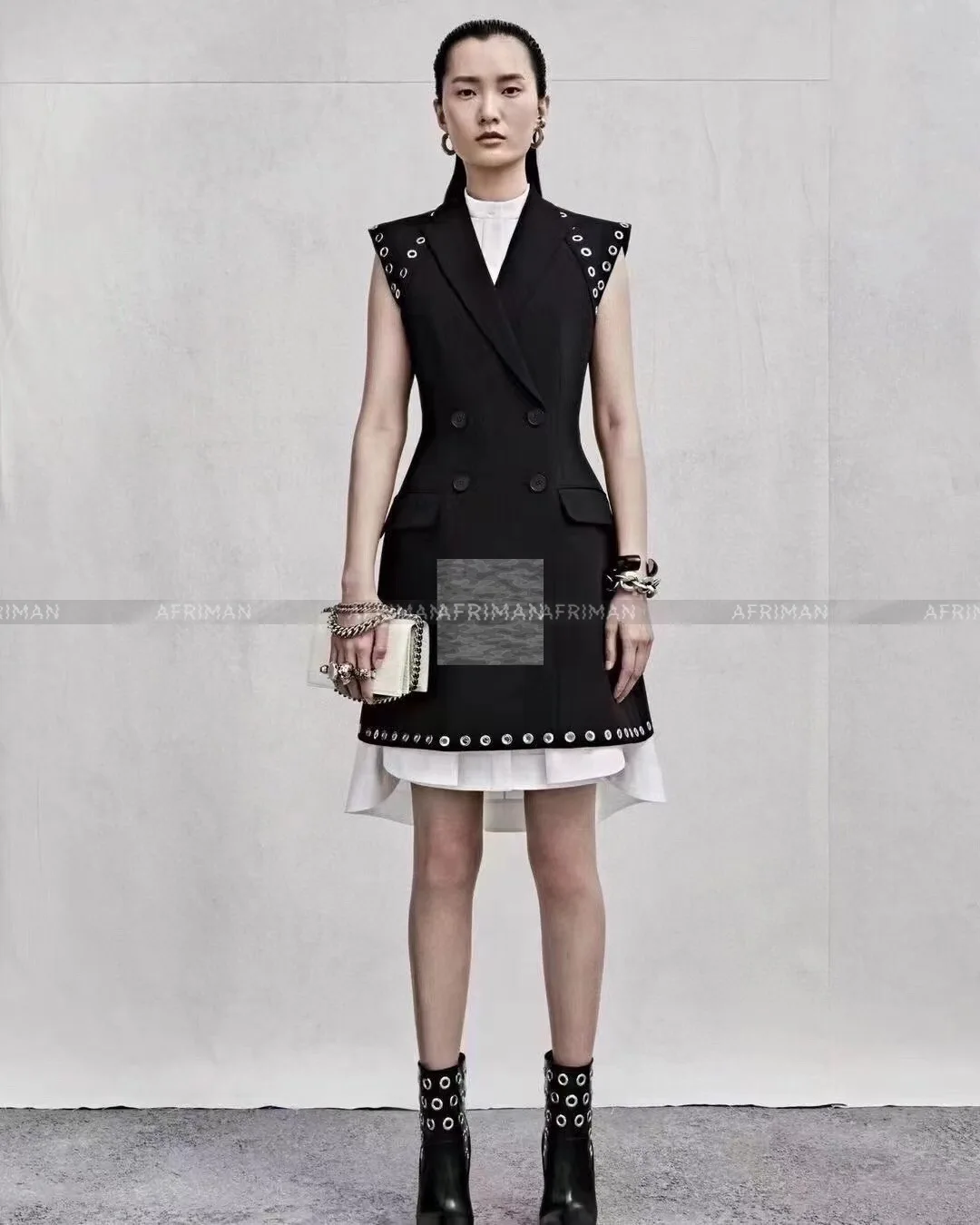 

2023 Fall new Notched Collar Sleeveless Heavy Rivet Office Lady Career Slim Vest Coat