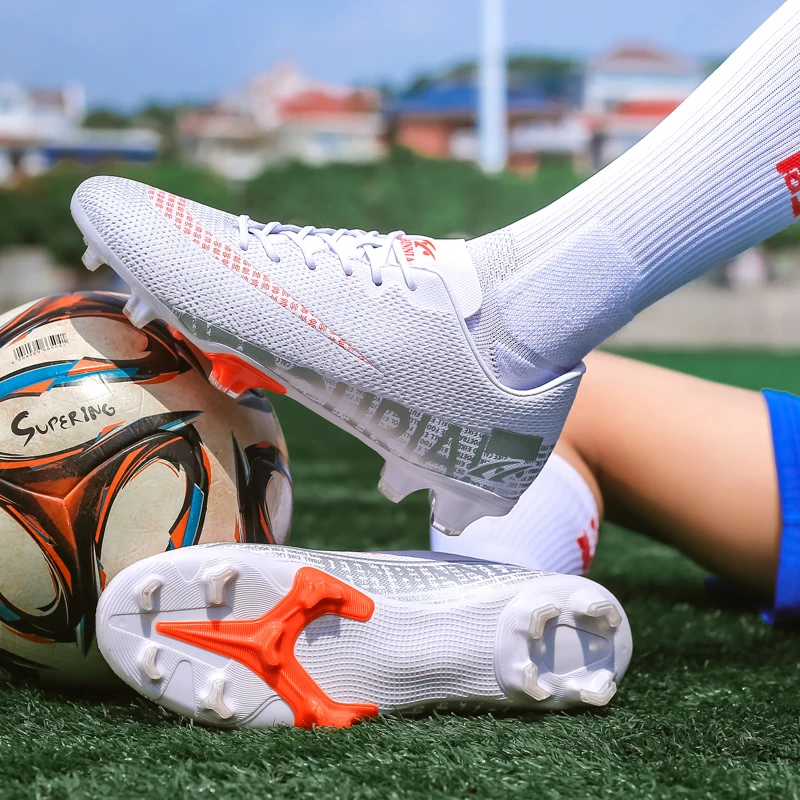 2022 Hot Shoe Men Women Professional Football Boots Cleats Sport Sneakers Size 32-47 TF Ag Kids Boys Girls Students Soccer Shoes