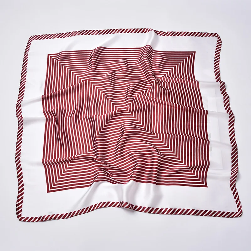 Рисунок 4 - Женский платок в полоску