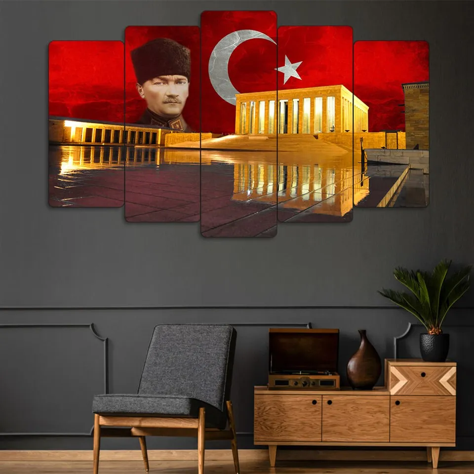 

Стол Mustafa Kemal Ataturk из МДФ